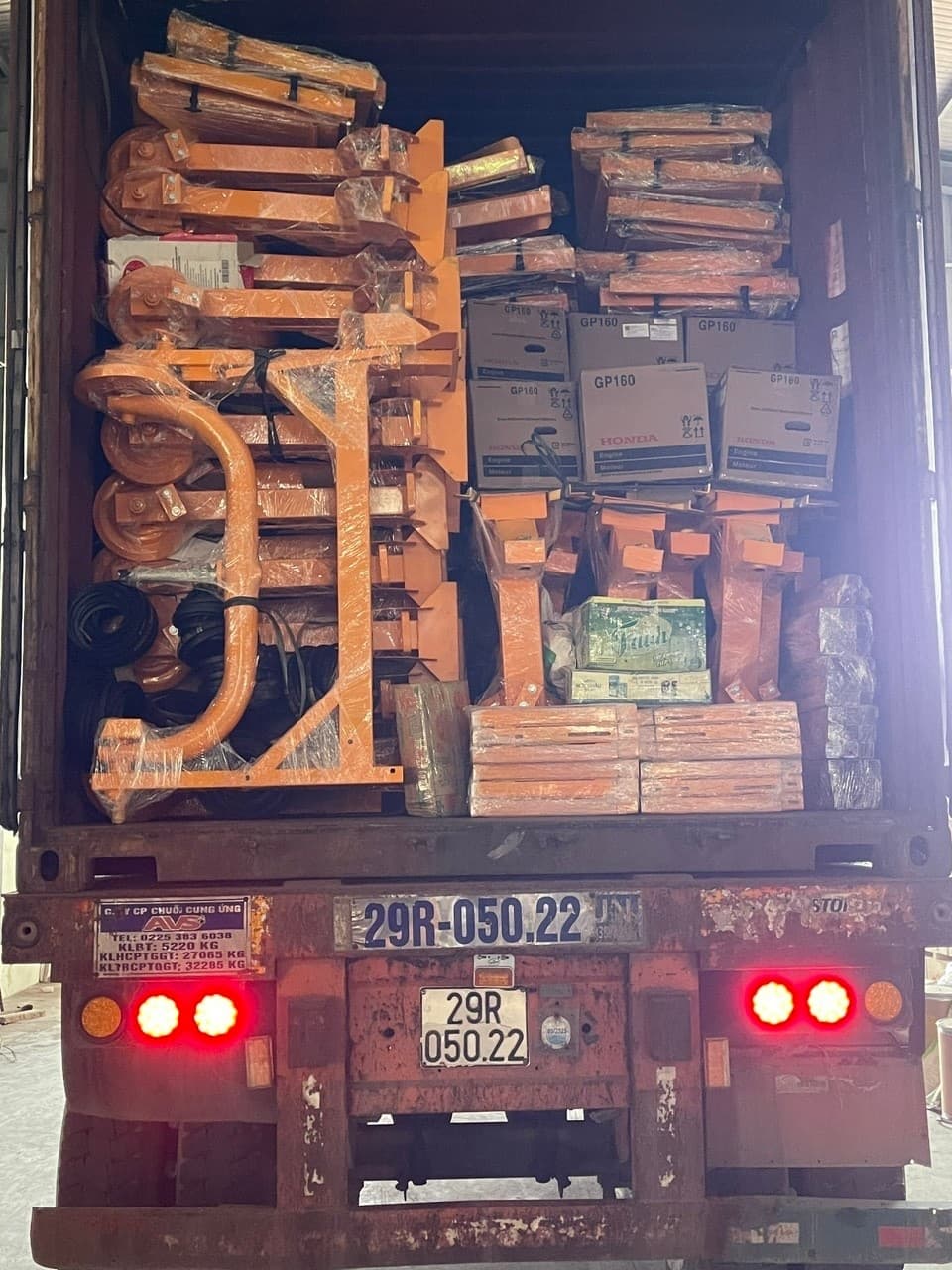 Mixed container — machinery & GP160 engines